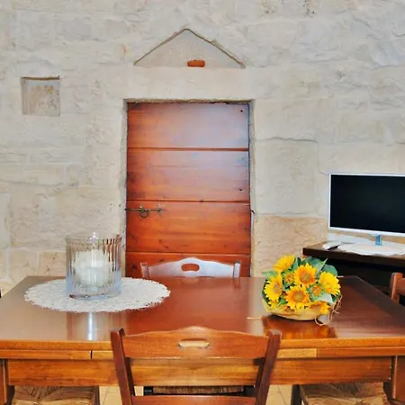Hotel apartamentowy Trullo Del Pino 1 Cisternino